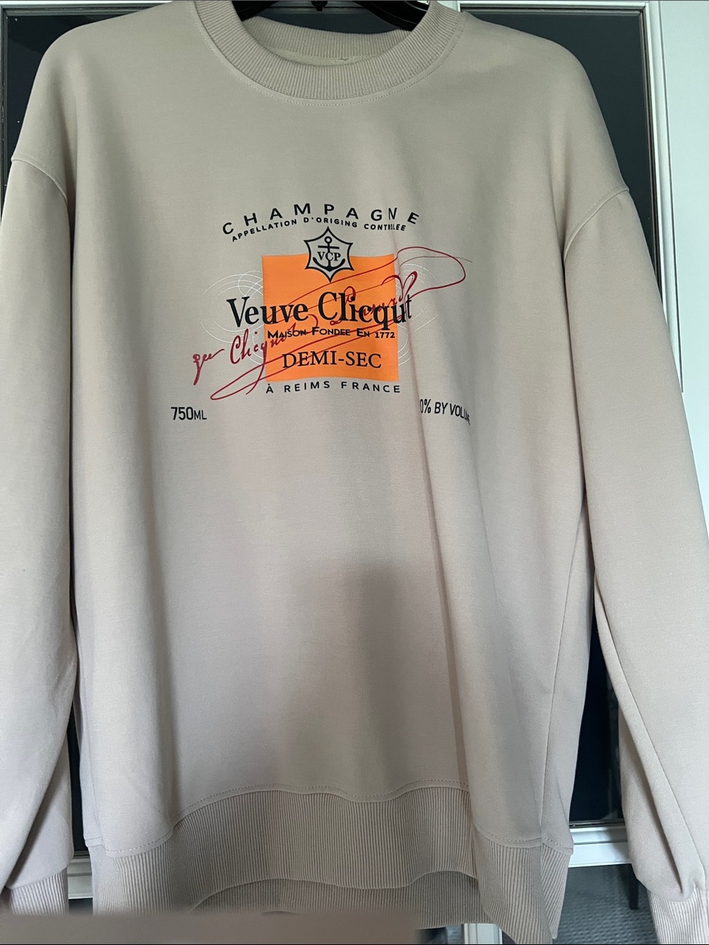 Beige Graphic Crewneck Sweatshirt XL